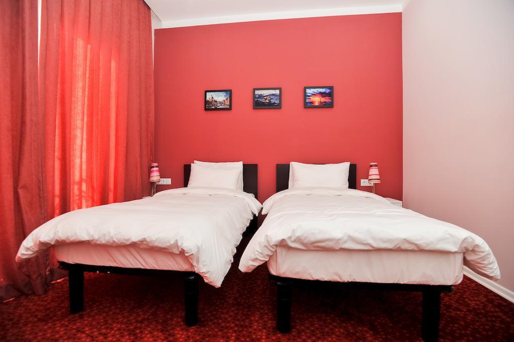 Hotel Piazza Four Colours