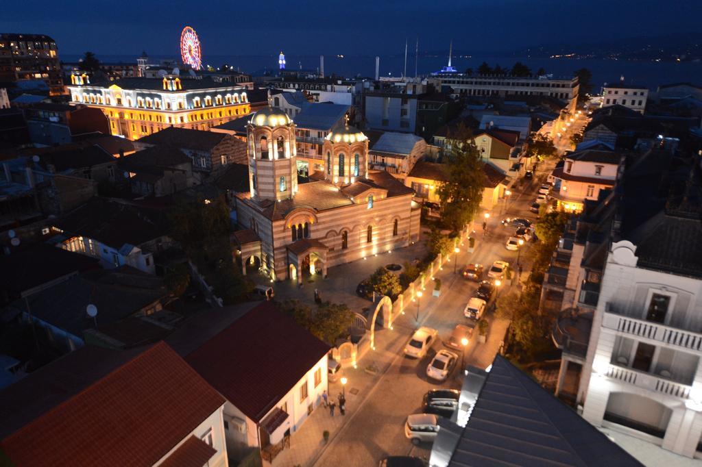 Отель Piazza Four