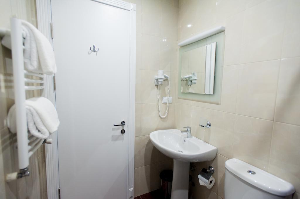Piazza Four 4* Батуми